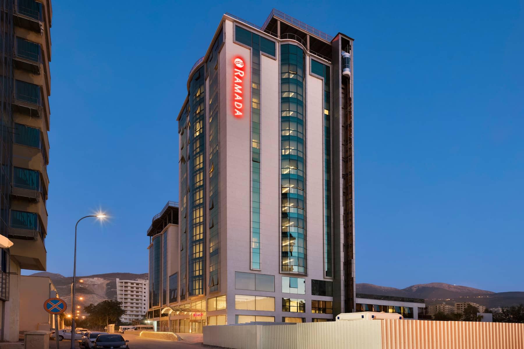Hotel Ramada İskenderun Exterior foto