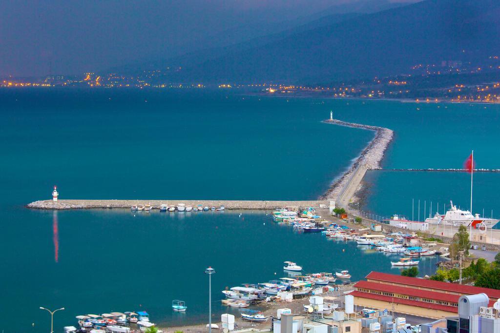 Hotel Ramada İskenderun Exterior foto